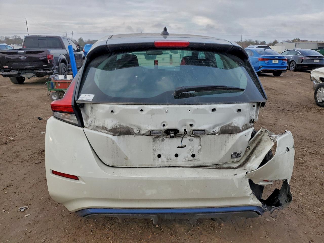 2019 NISSAN LEAF S PLUS photo 6