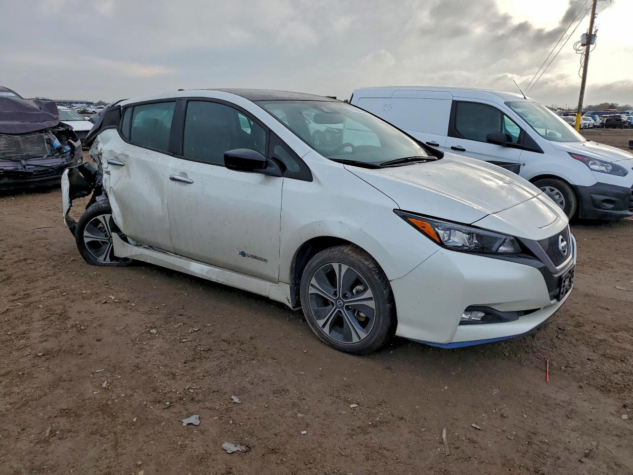 2019 NISSAN LEAF S PLUS photo 4