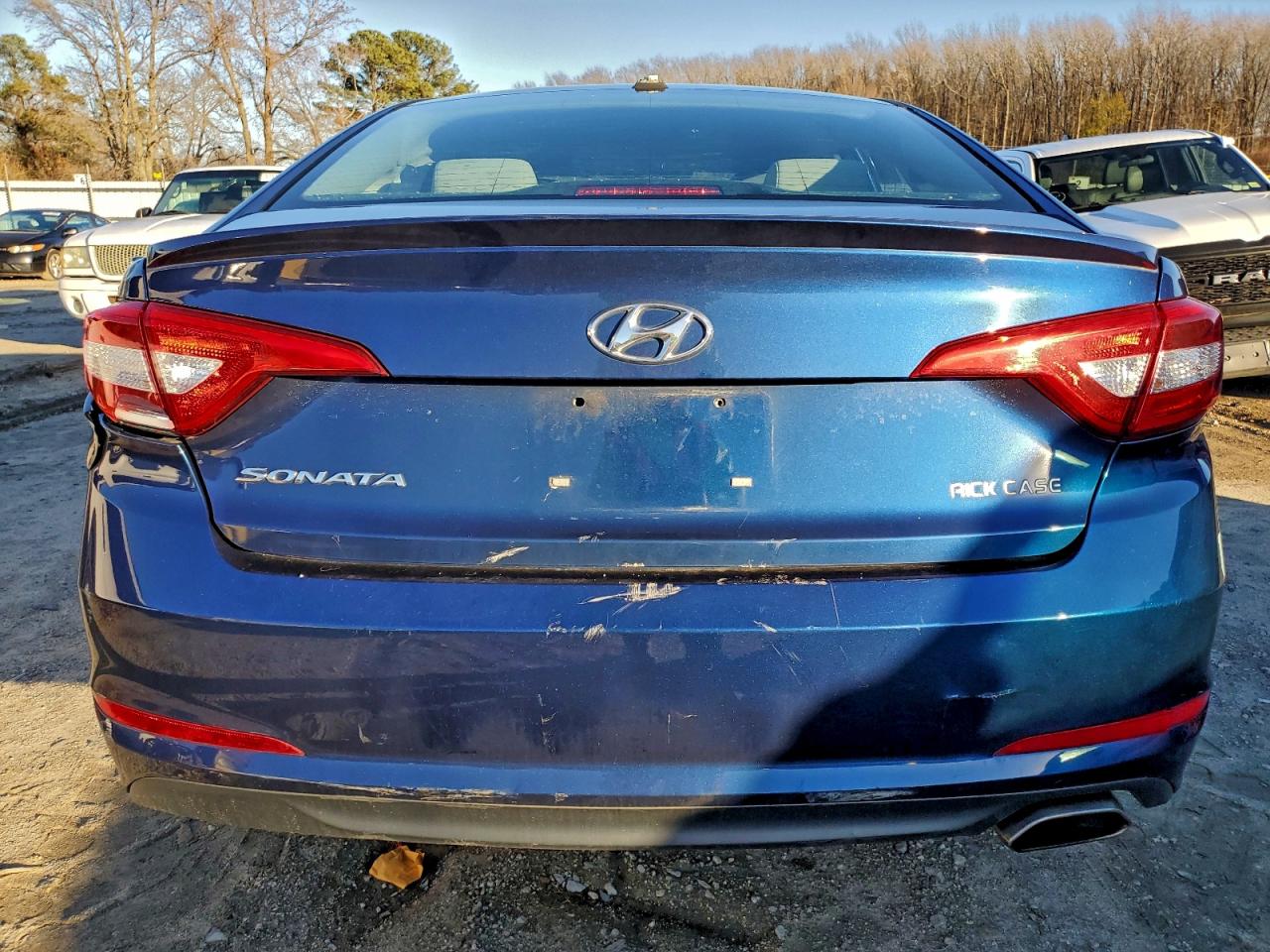 2015 HYUNDAI SONATA SE photo 6