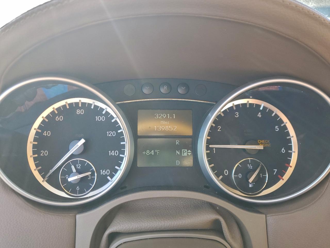 2011 MERCEDES-BENZ GL 550 4MATIC photo 9