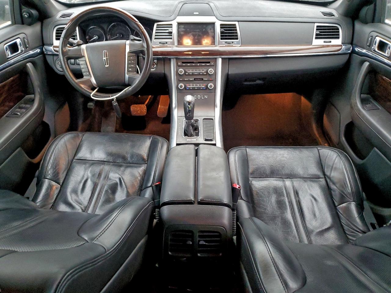 2011 LINCOLN MKS photo 8