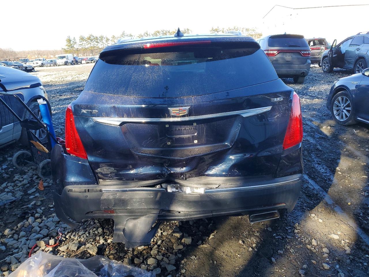 2017 CADILLAC XT5 photo 6