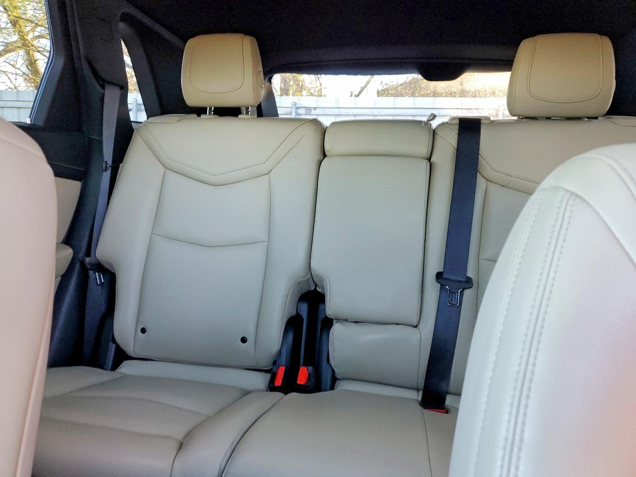 2017 CADILLAC XT5 photo 10