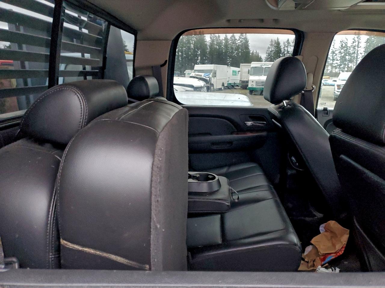 2011 GMC SIERRA K3500 SLT photo 10