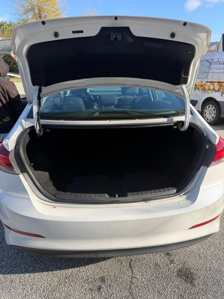 2018 HYUNDAI ELANTRA SEL photo 15
