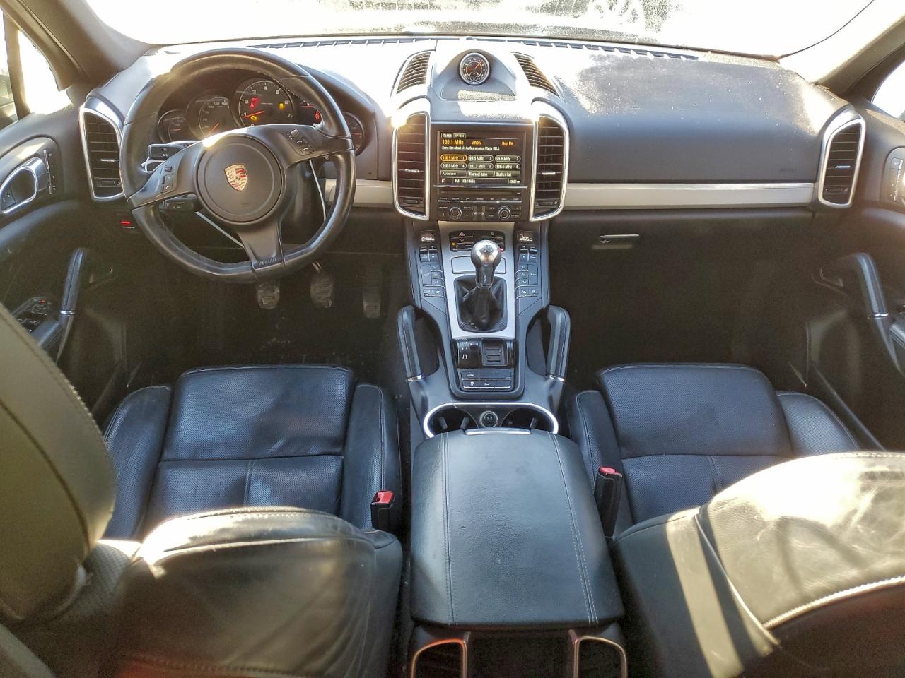 2013 PORSCHE CAYENNE photo 8