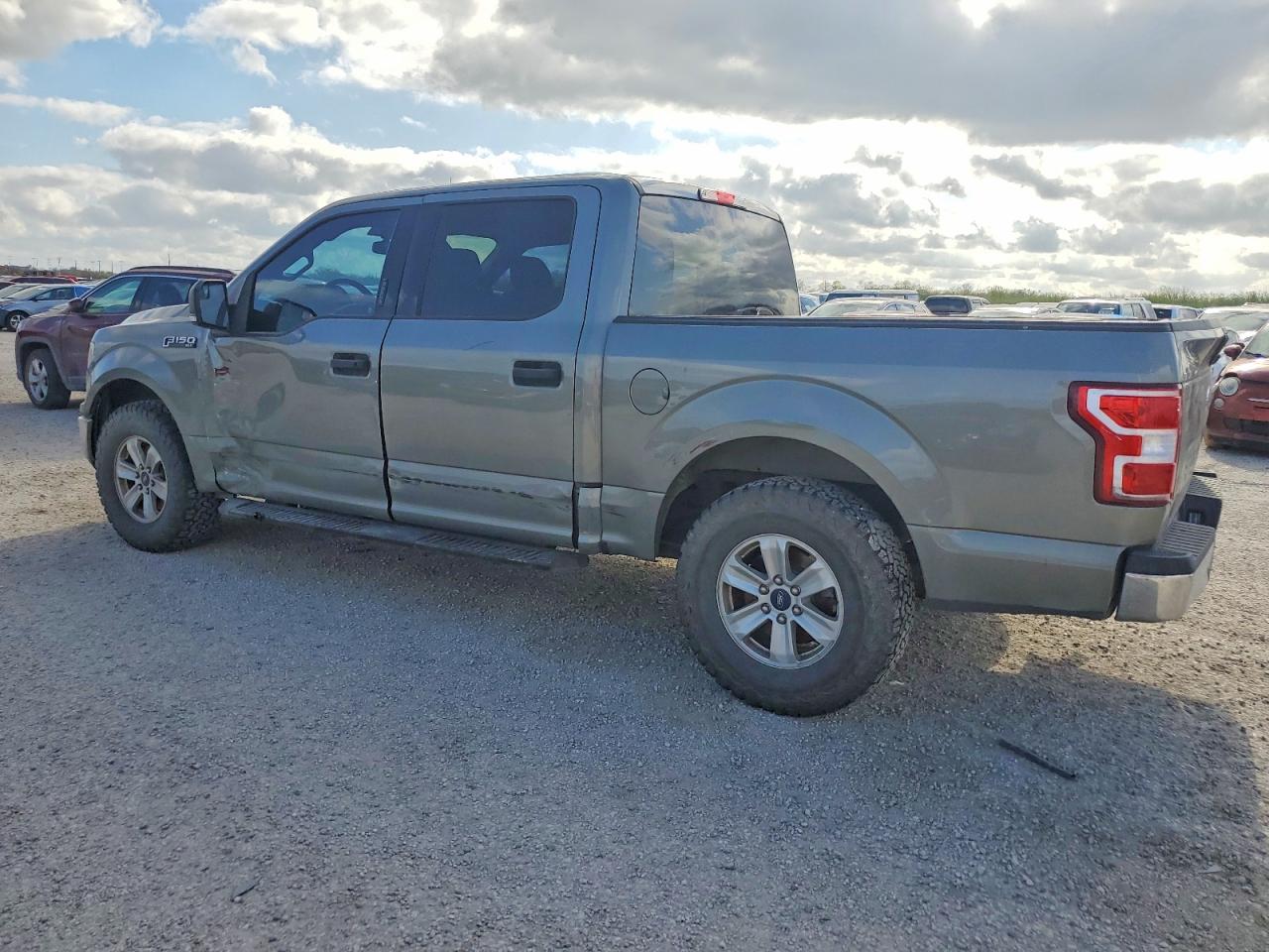2019 FORD F150 SUPERCREW photo 2