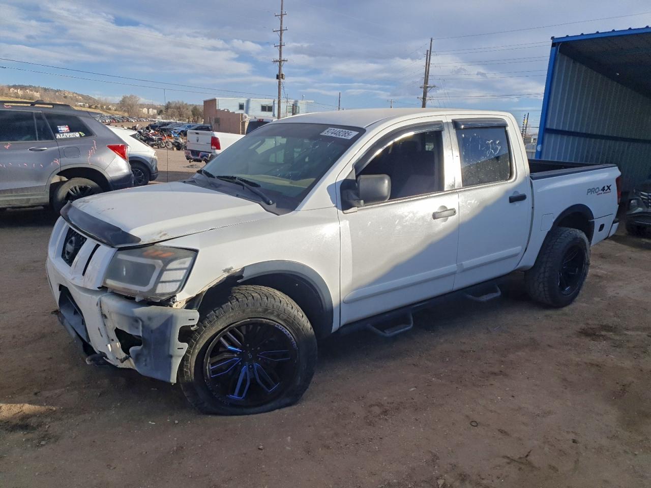 2010 NISSAN TITAN
