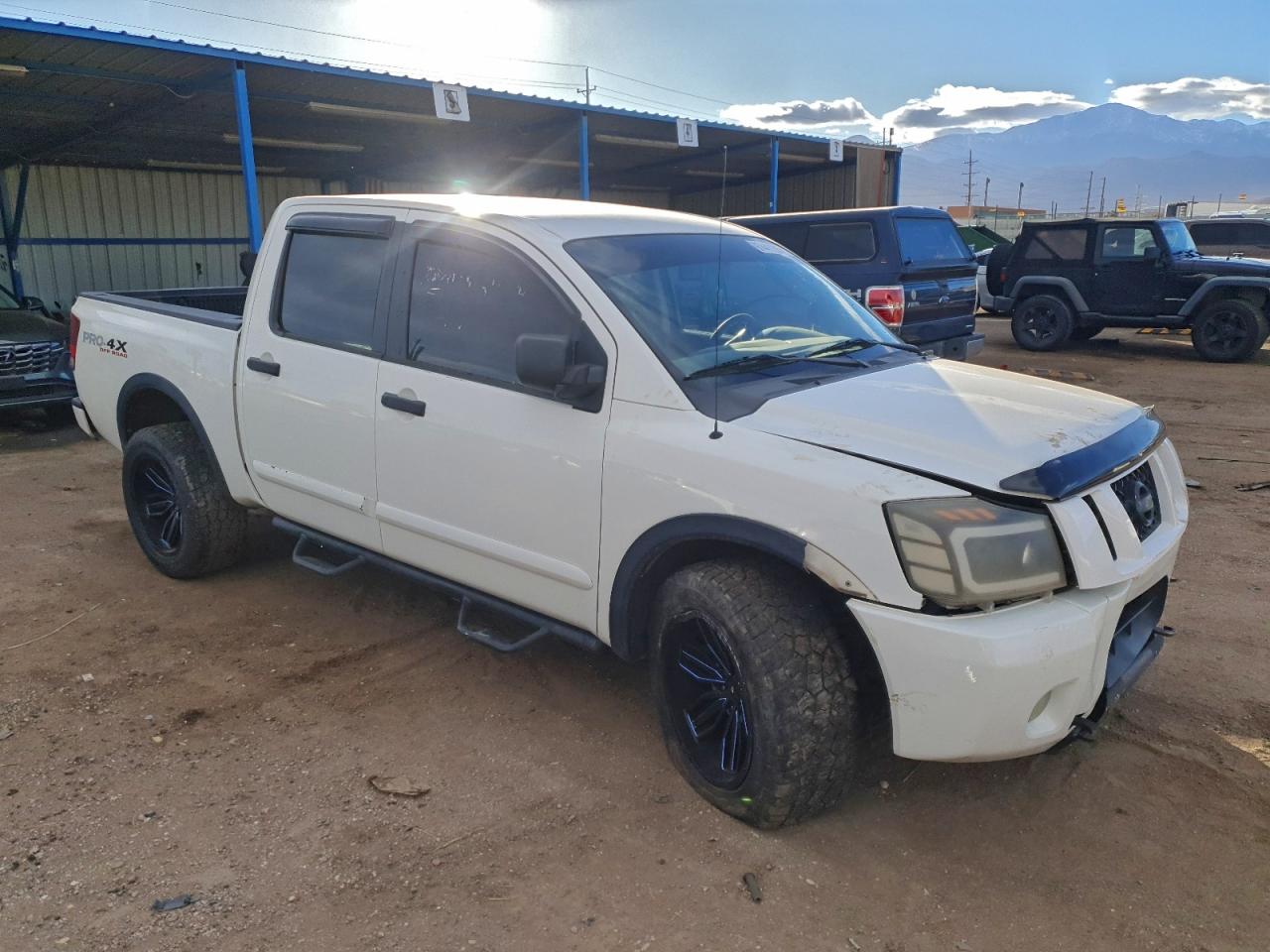 2010 NISSAN TITAN SE photo 4