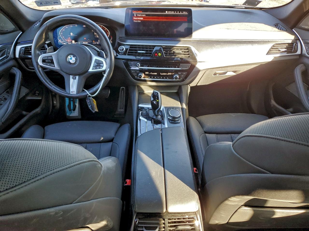 2023 BMW 530 XI photo 8