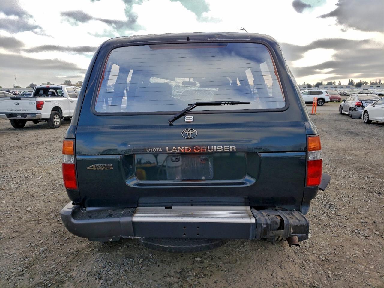 1997 TOYOTA LAND CRUISER HJ85 photo 6
