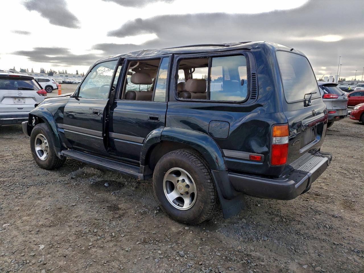 1997 TOYOTA LAND CRUISER HJ85 photo 2