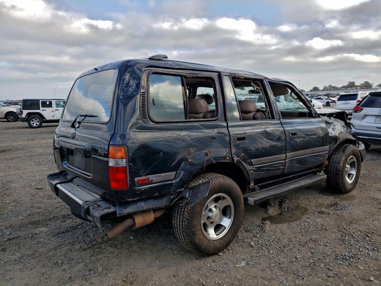 1997 TOYOTA LAND CRUISER HJ85 photo 3