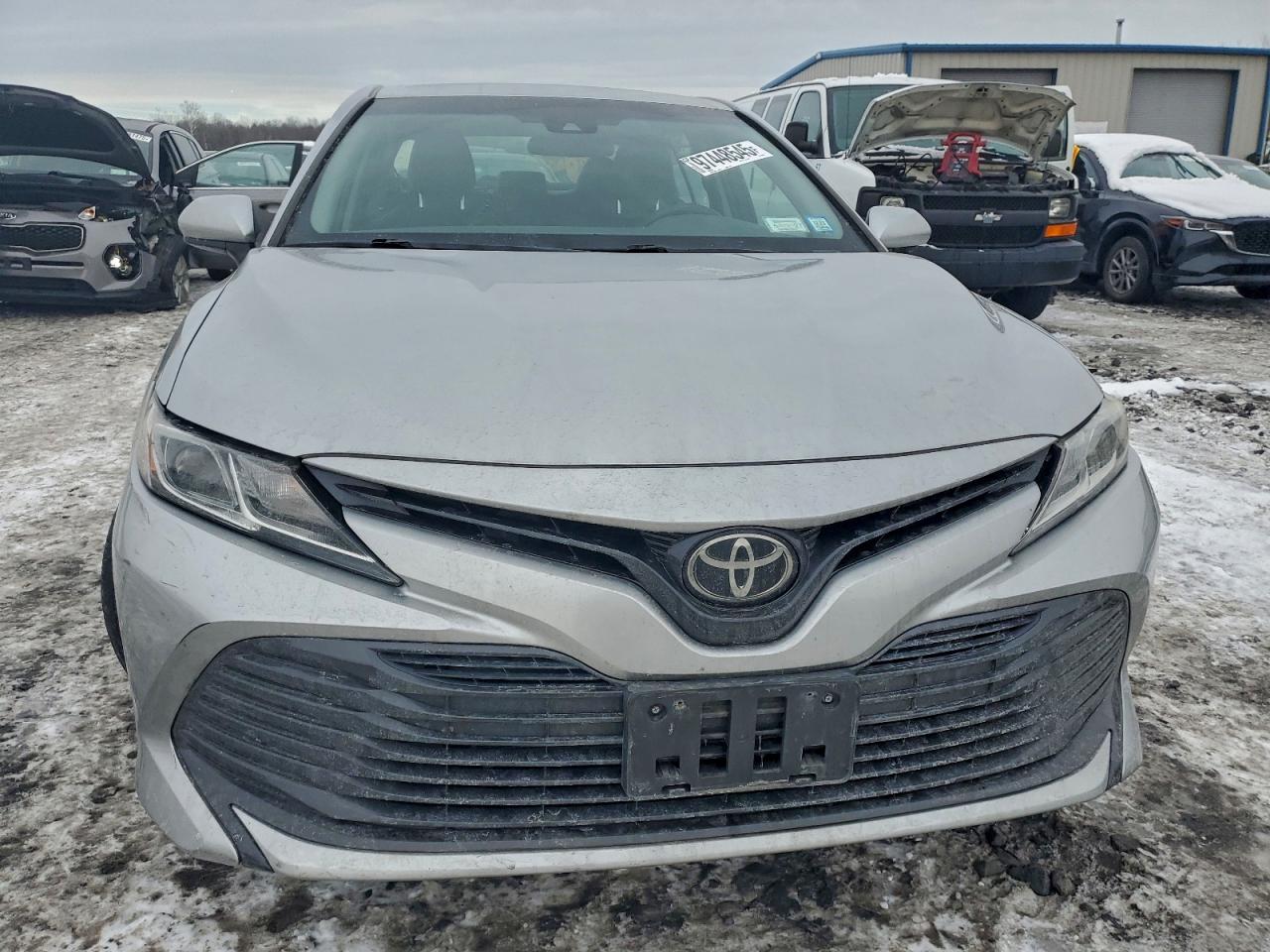 2018 TOYOTA CAMRY L photo 5