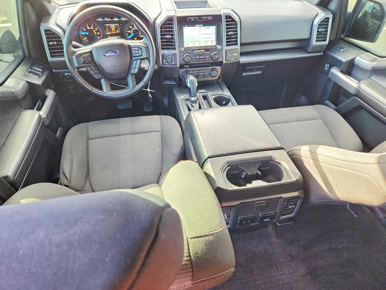 2017 FORD F150 SUPERCREW photo 8