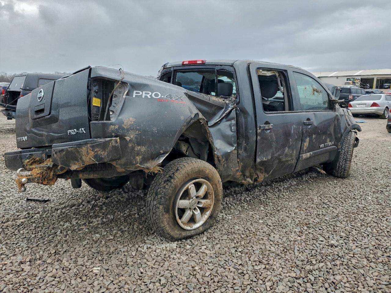 2010 NISSAN TITAN XE photo 3
