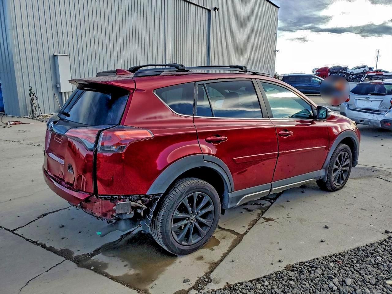2018 TOYOTA RAV4 ADVENTURE photo 3