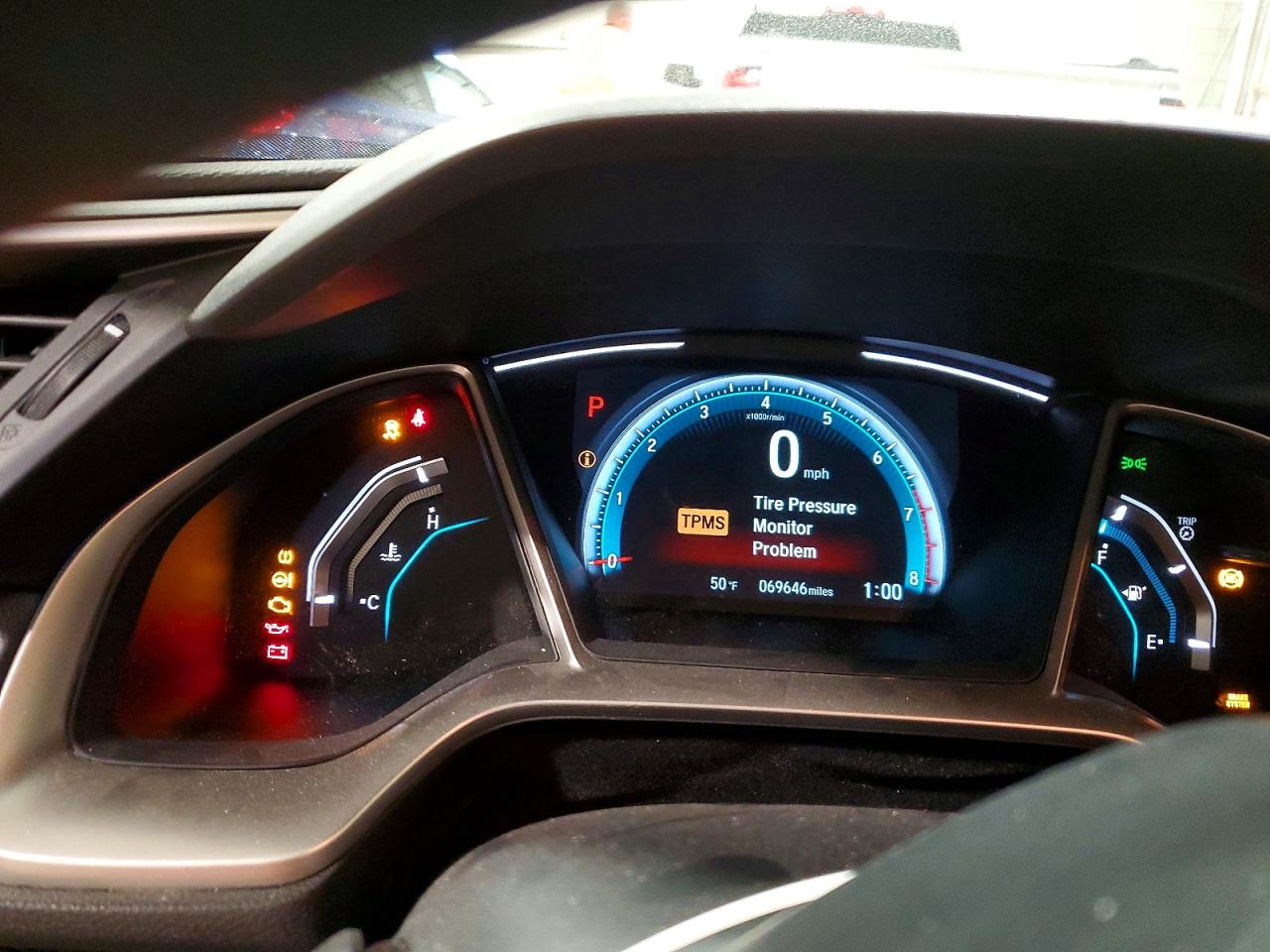 2017 HONDA CIVIC EX photo 9