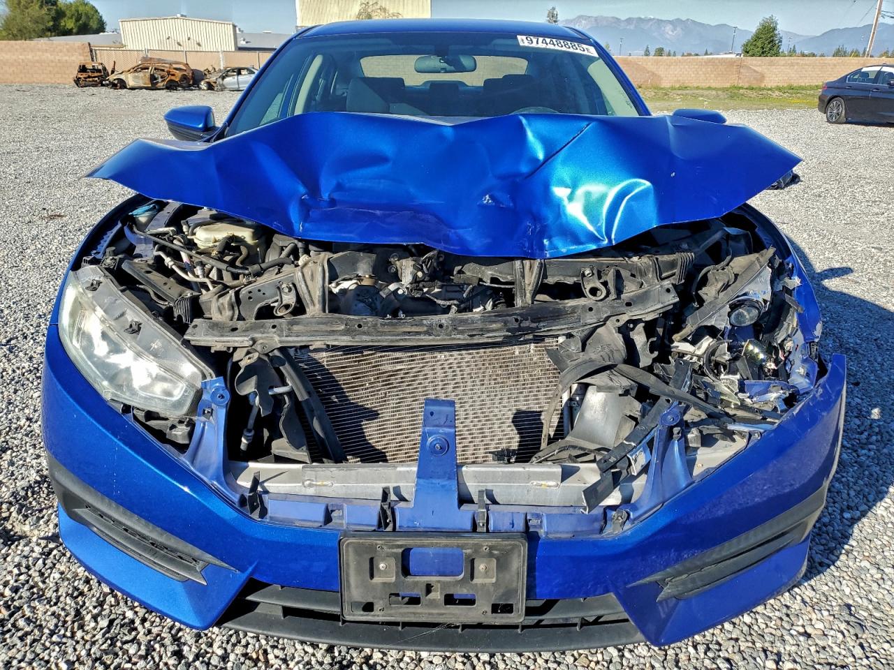 2017 HONDA CIVIC LX photo 5