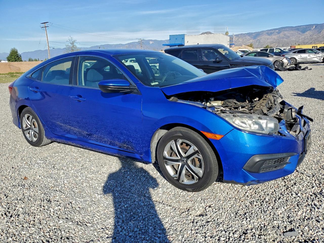 2017 HONDA CIVIC LX photo 4
