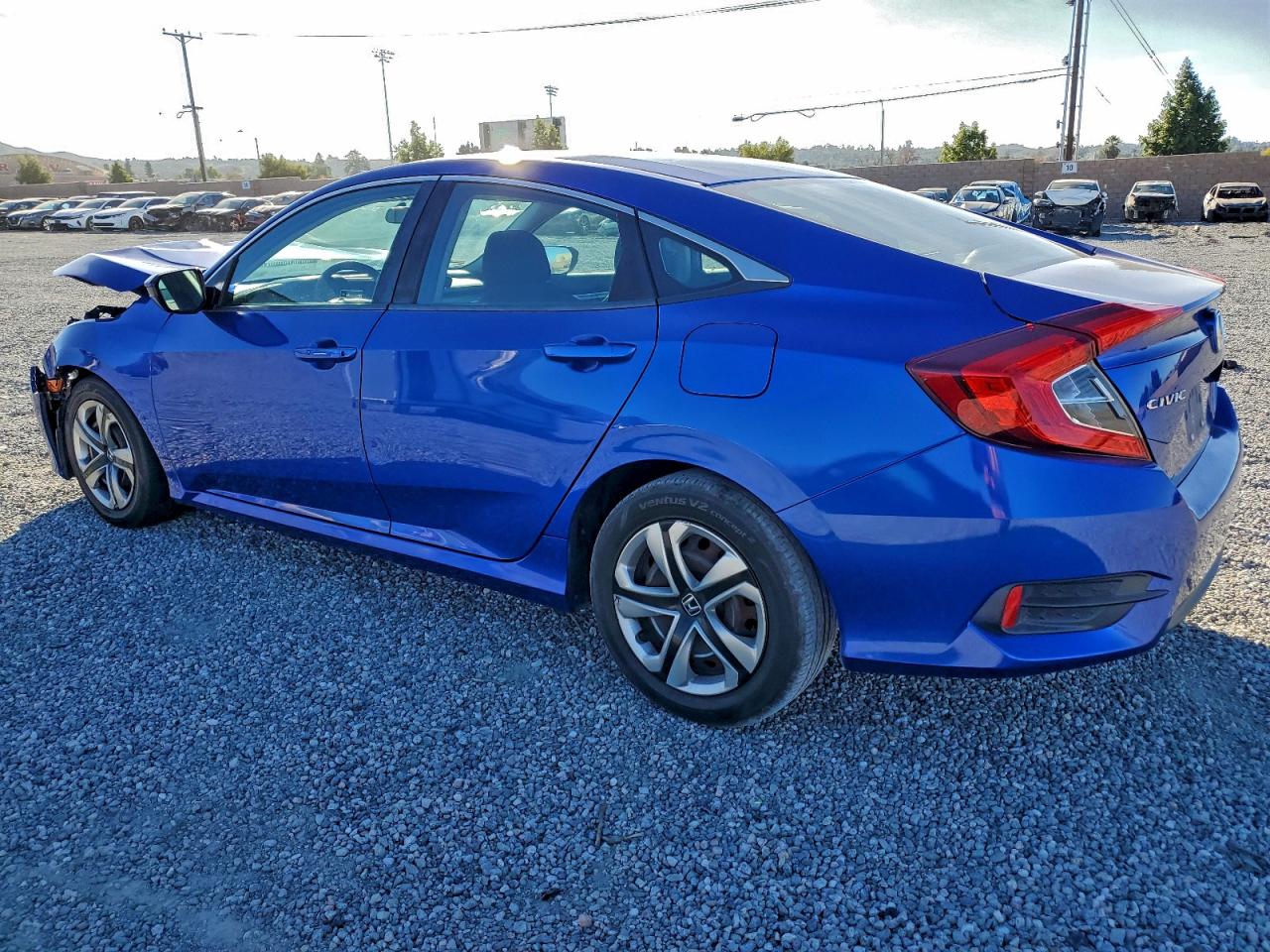 2017 HONDA CIVIC LX photo 2