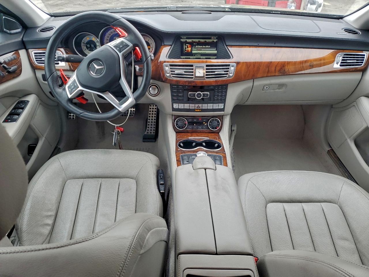 2014 MERCEDES-BENZ CLS 550 photo 8