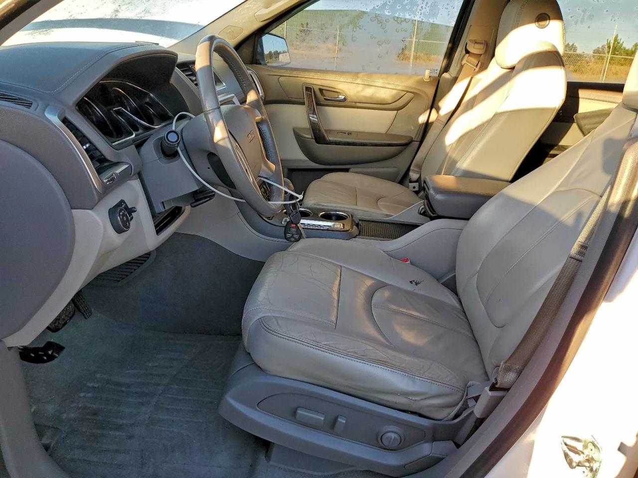 2016 GMC ACADIA SLT-1 photo 7