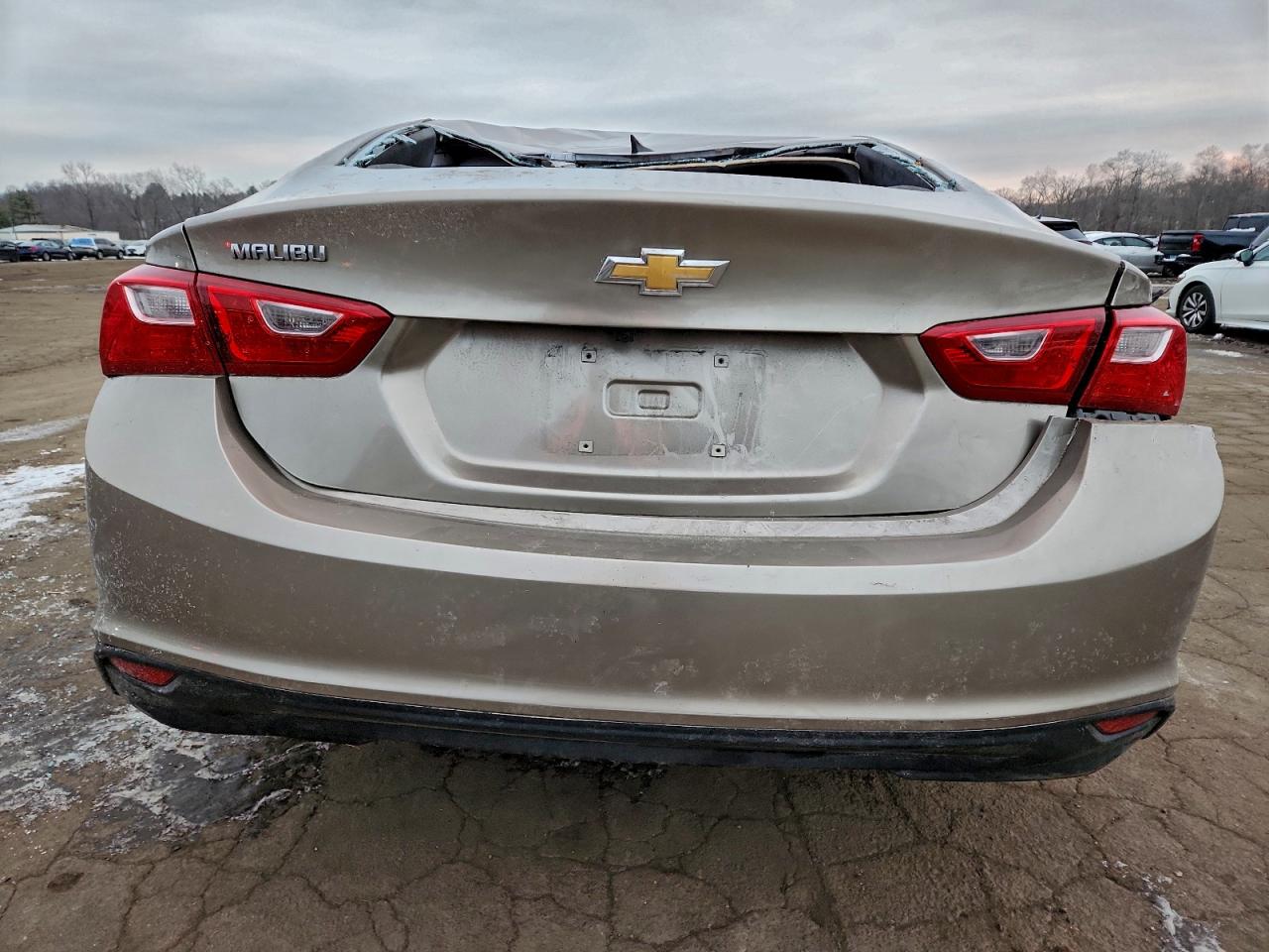 2022 CHEVROLET MALIBU LS photo 6