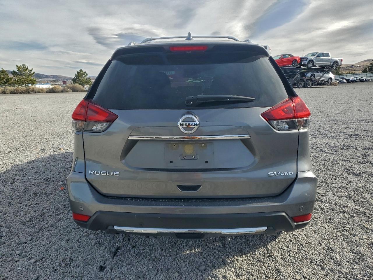 2020 NISSAN ROGUE S photo 6