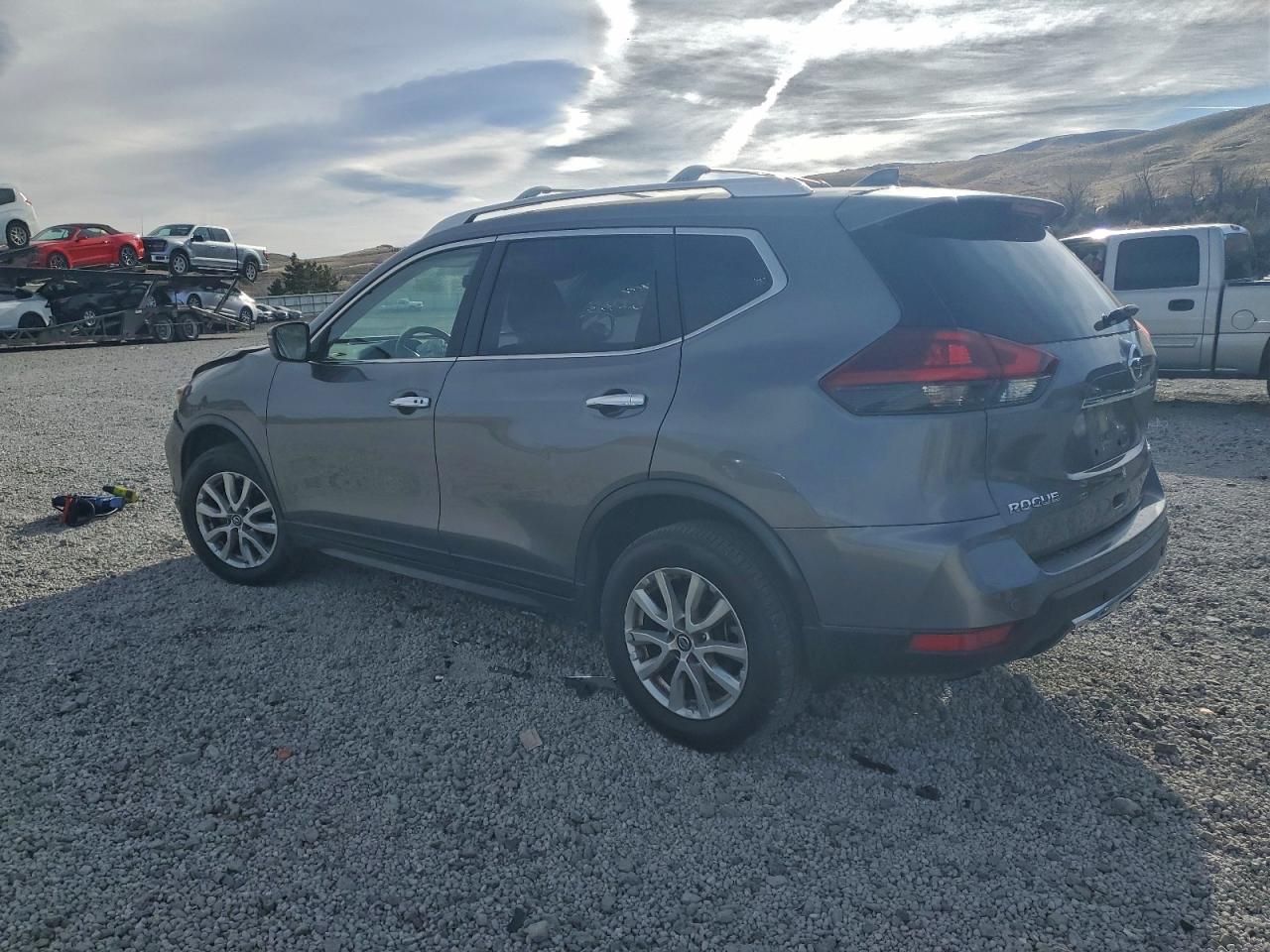 2020 NISSAN ROGUE S photo 2