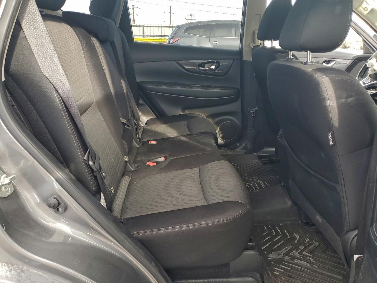 2020 NISSAN ROGUE S photo 11