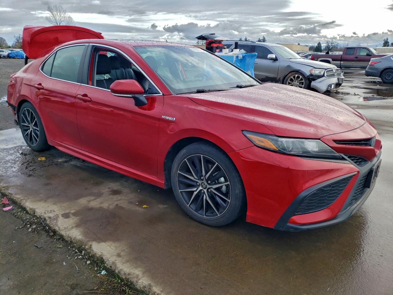2021 TOYOTA CAMRY SE photo 4