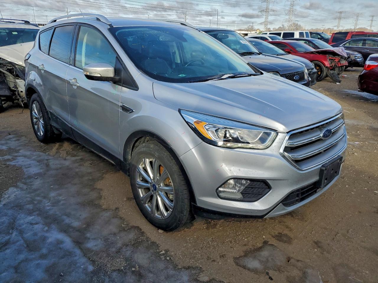 2017 FORD ESCAPE TITANIUM photo 4