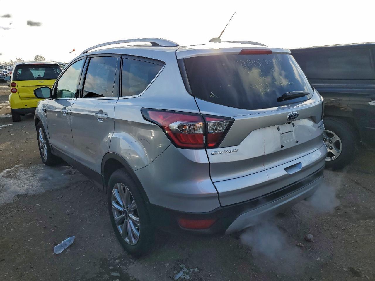 2017 FORD ESCAPE TITANIUM photo 2