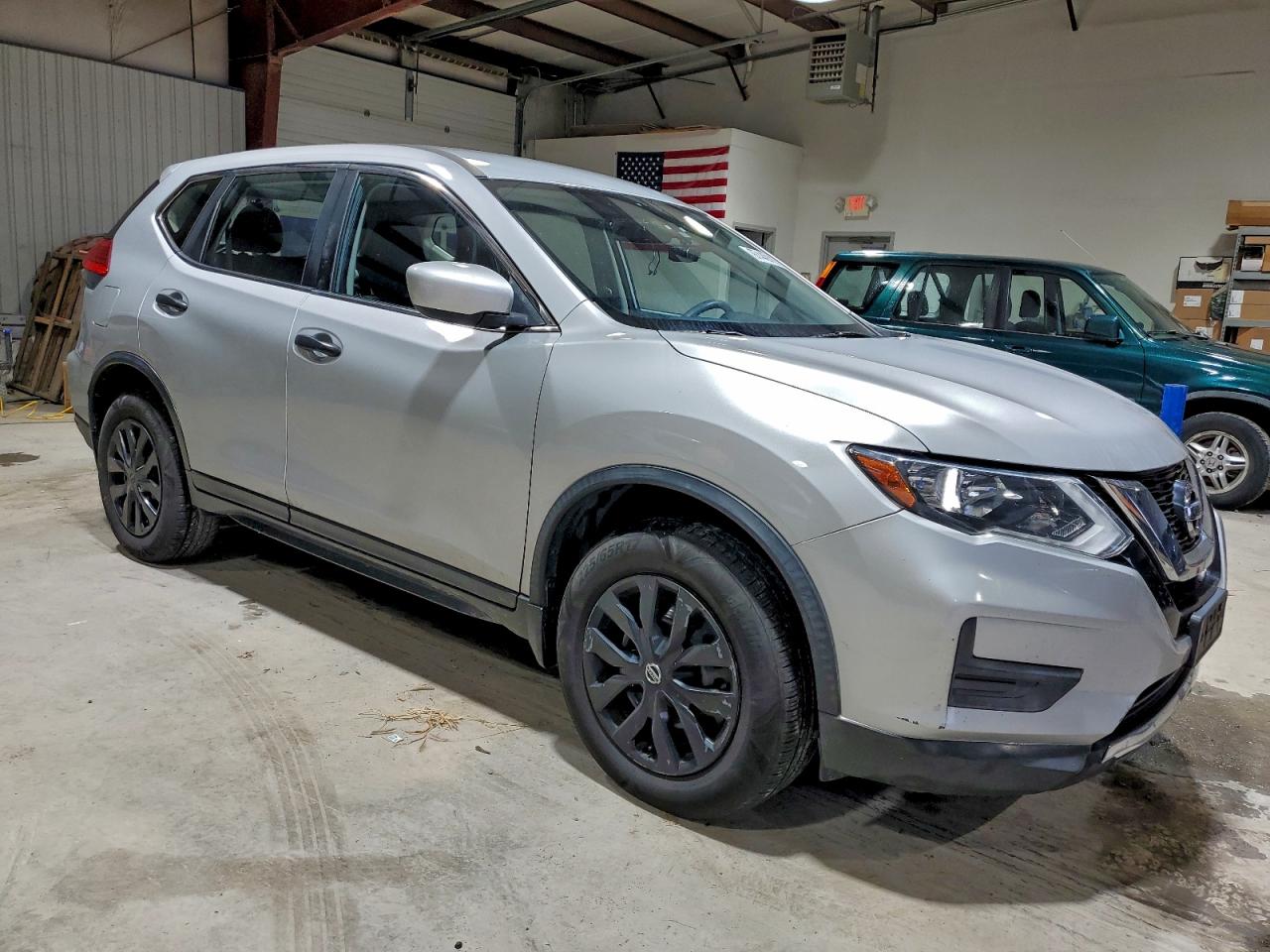 2017 NISSAN ROGUE S photo 4