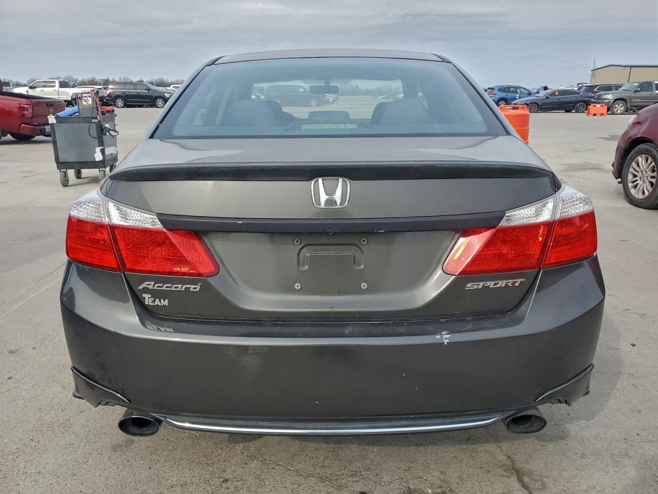 2014 HONDA ACCORD SPORT photo 6