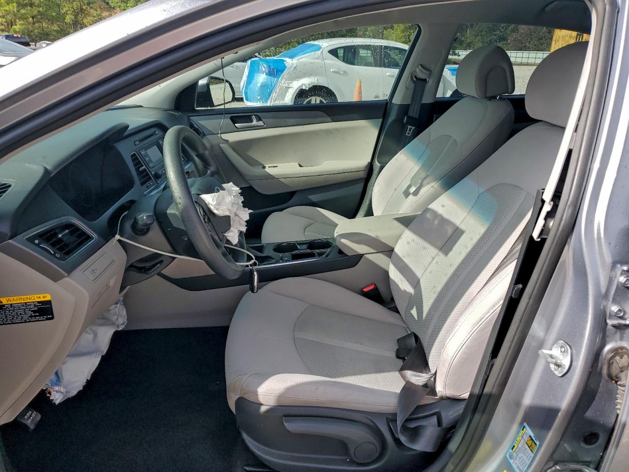 2015 HYUNDAI SONATA SE photo 7