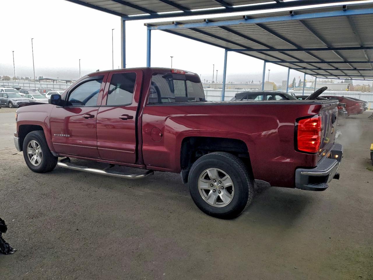 2015 CHEVROLET SILVERADO C1500 LT photo 2