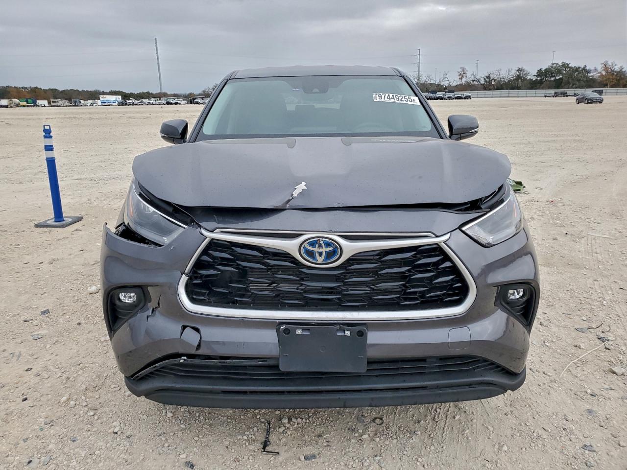 2023 TOYOTA HIGHLANDER HYBRID LE photo 5