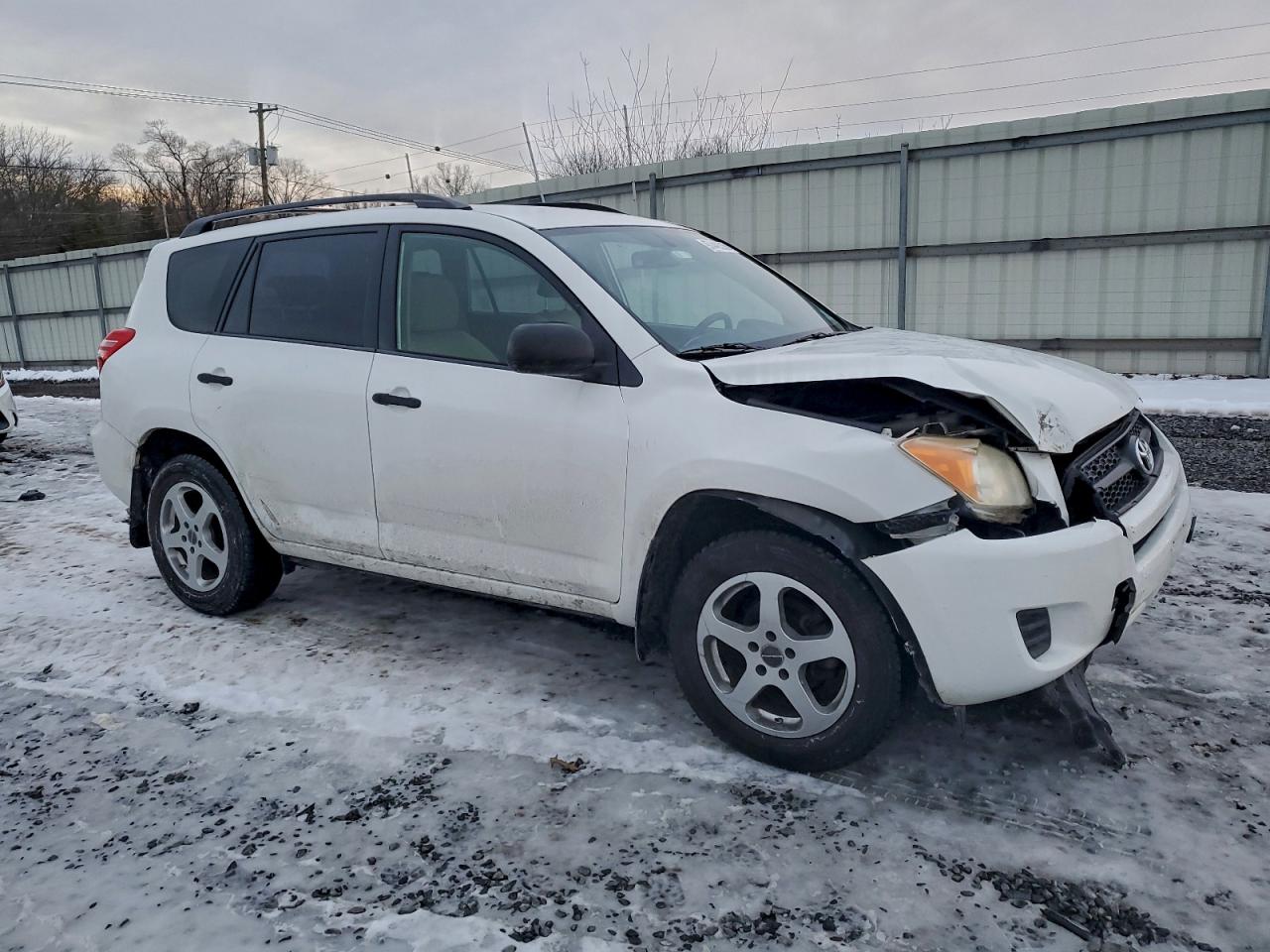 2010 TOYOTA RAV4 photo 4