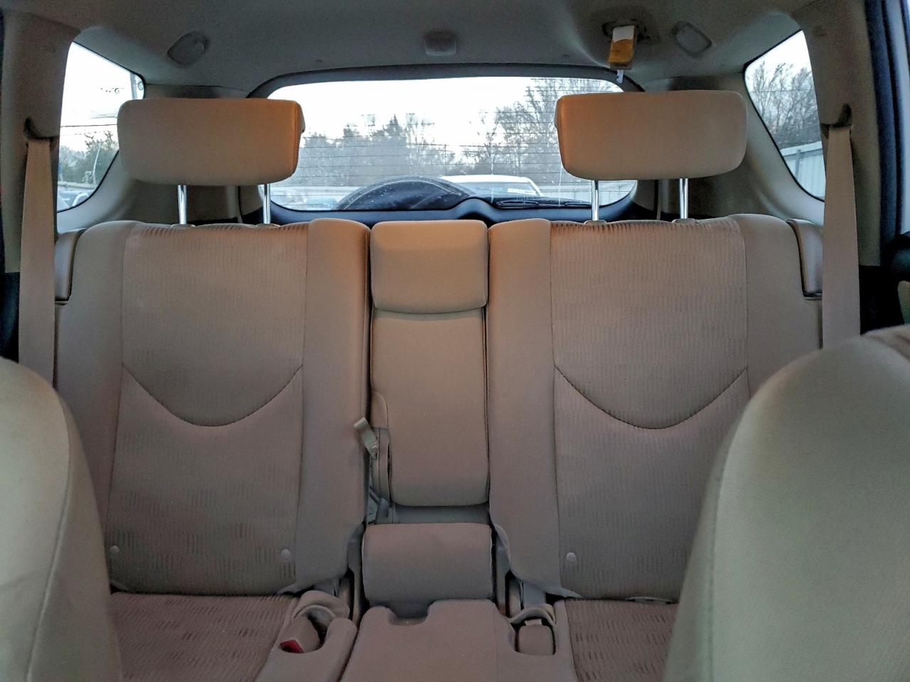 2010 TOYOTA RAV4 photo 10