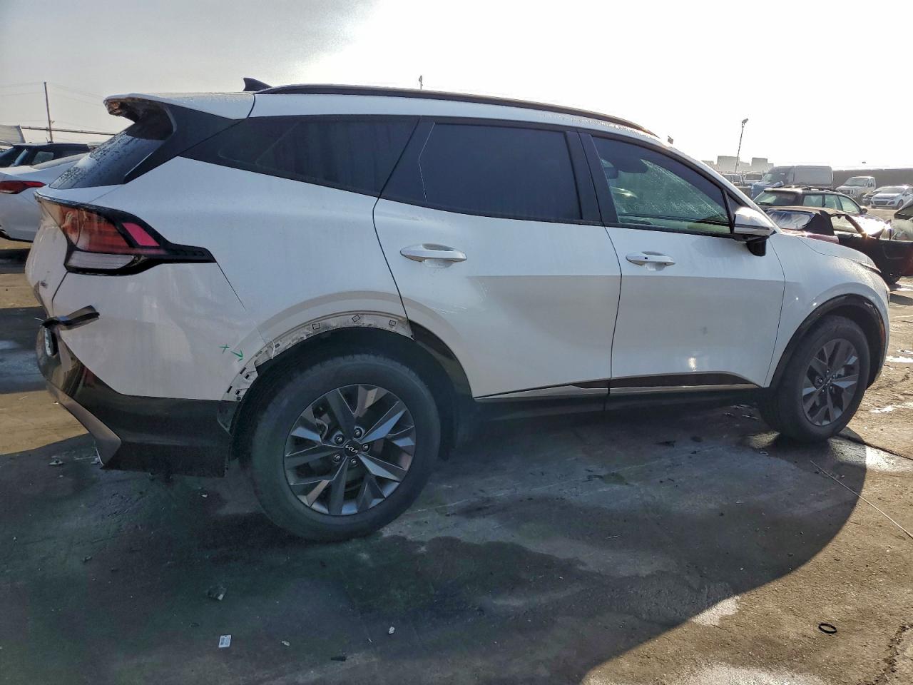 2023 KIA SPORTAGE SX PRESTIGE photo 3