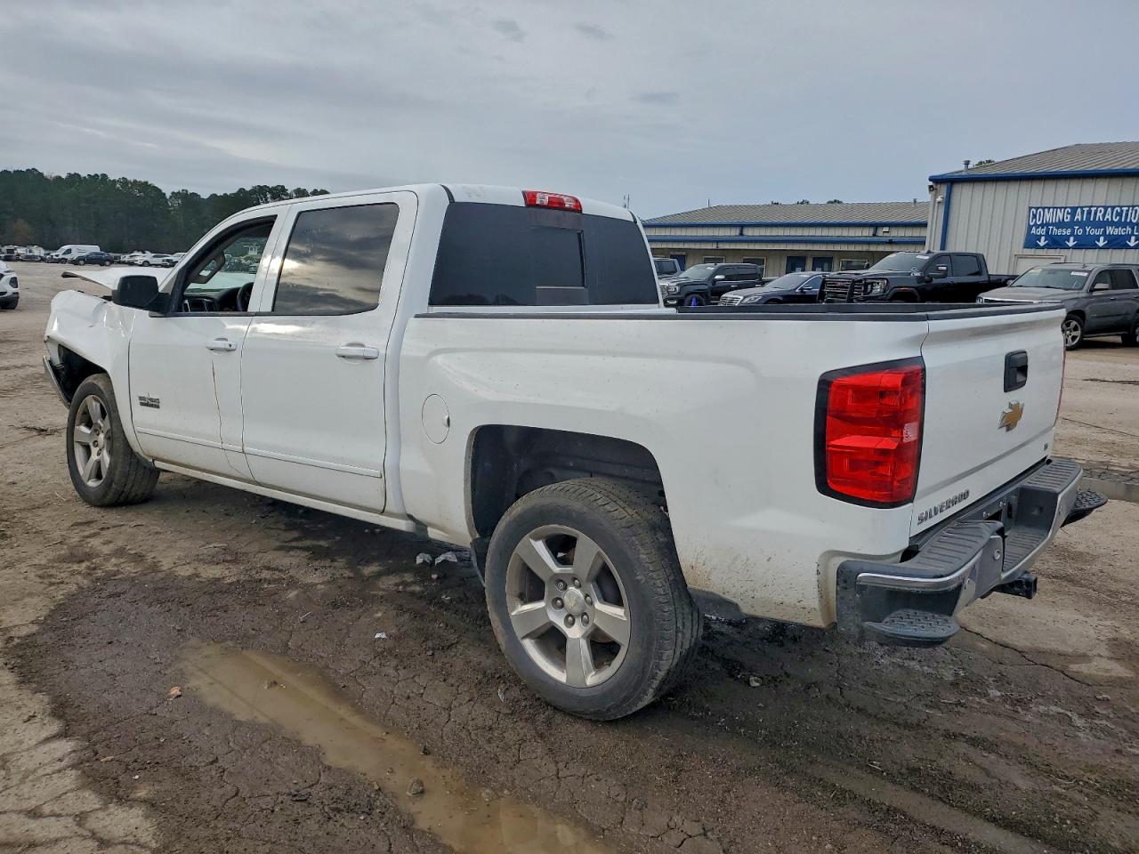 2018 CHEVROLET SILVERADO C1500 LT photo 2