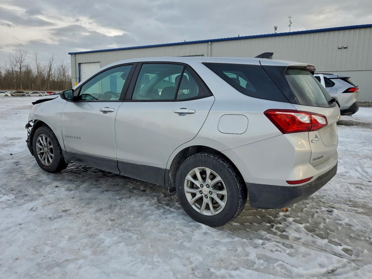 2021 CHEVROLET EQUINOX LS photo 2