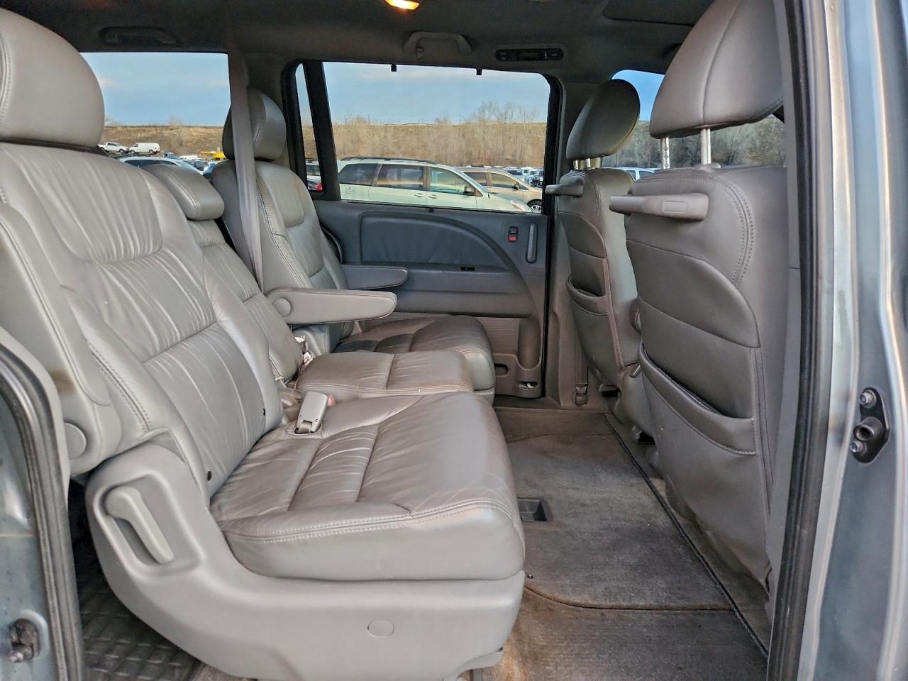 2010 HONDA ODYSSEY EXL photo 11