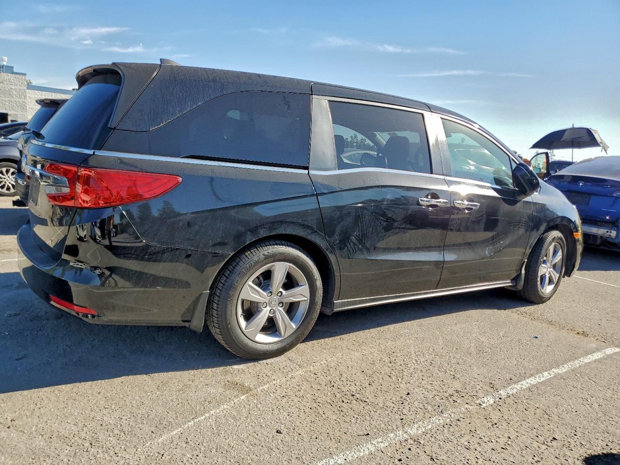 2019 HONDA ODYSSEY EX photo 3
