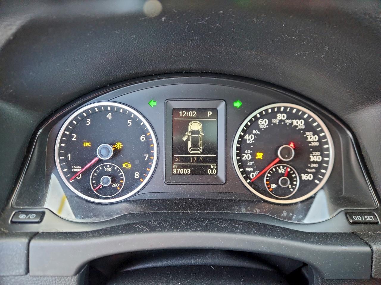 2016 VOLKSWAGEN TIGUAN S photo 9