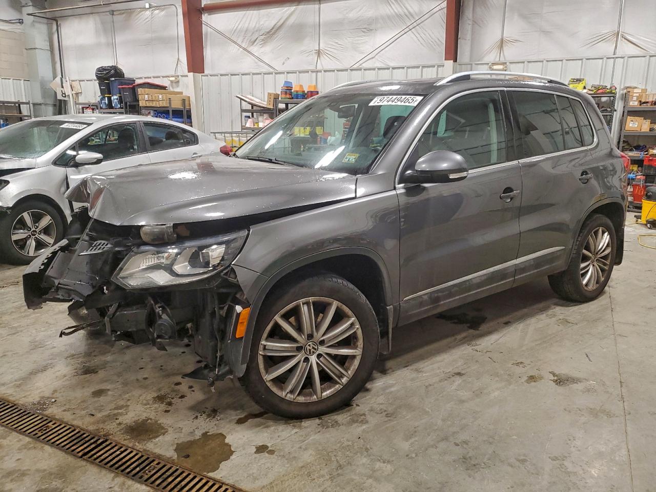 2016 VOLKSWAGEN TIGUAN