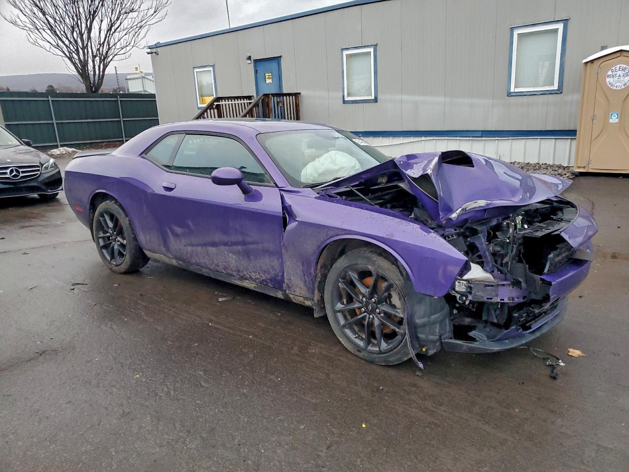 2023 DODGE CHALLENGER SXT photo 4