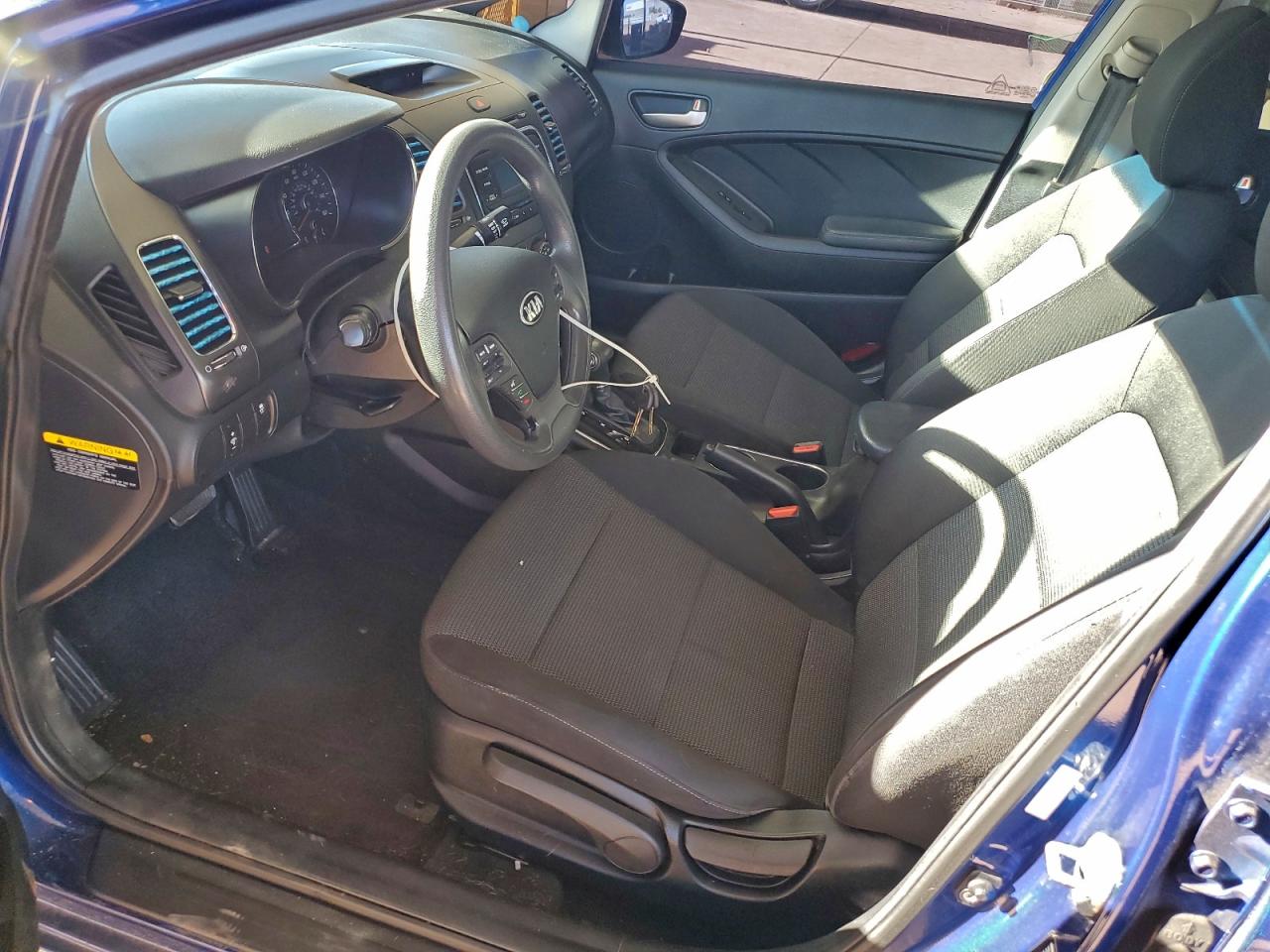 2018 KIA FORTE LX photo 7